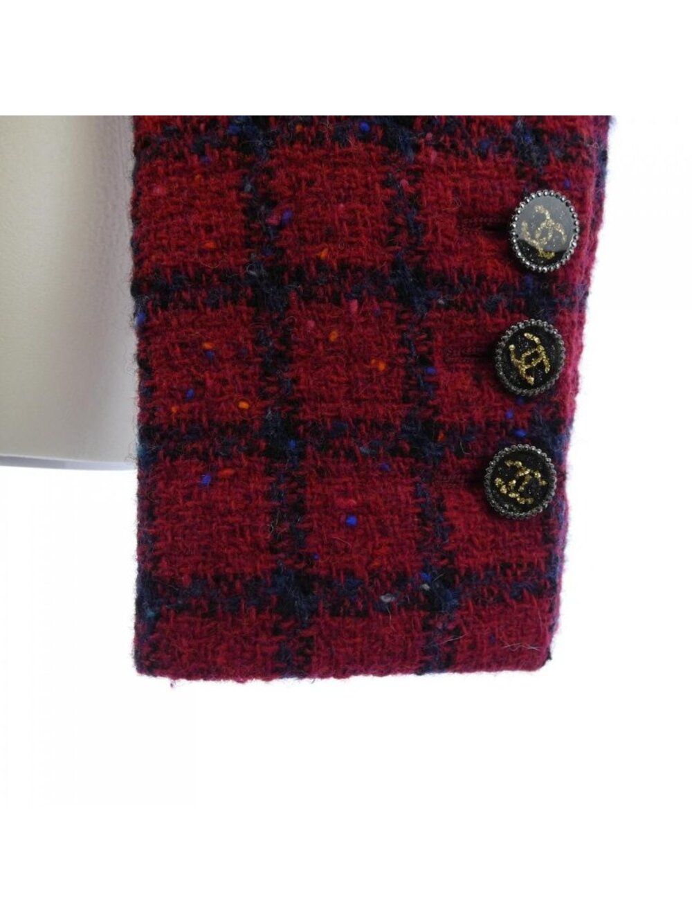 Chanel Jacket Red - Picture 7 of 7